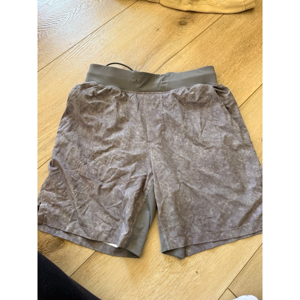 Men's lululemon shorts size small